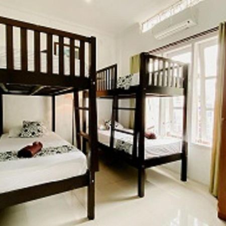 Dormitory Tourism Sritanjung Banyuwangi By Gajahsora Management المظهر الخارجي الصورة