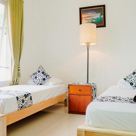 Dormitory Tourism Sritanjung Banyuwangi By Gajahsora Management المظهر الخارجي الصورة