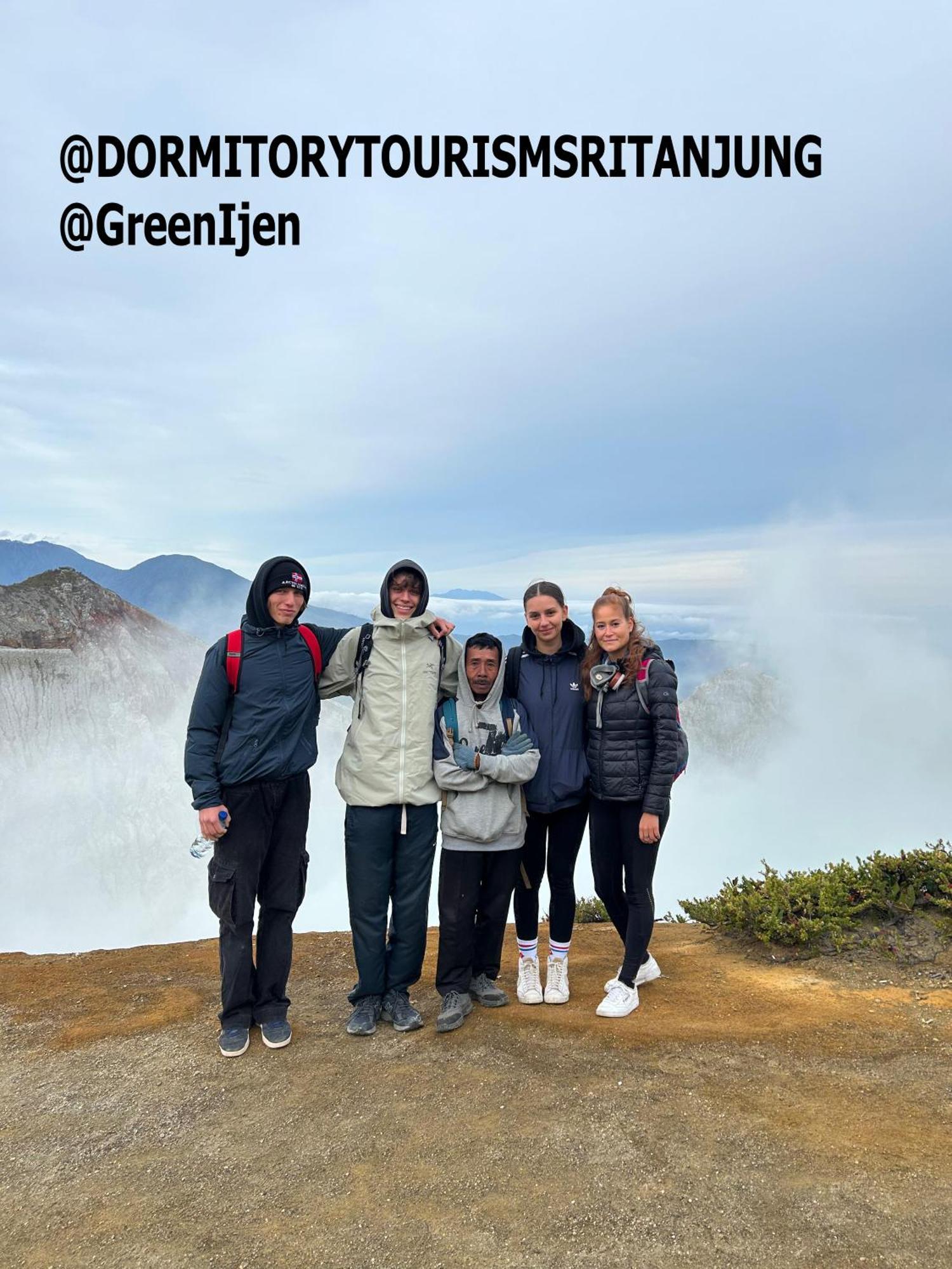 Dormitory Tourism Sritanjung Banyuwangi By Gajahsora Management المظهر الخارجي الصورة