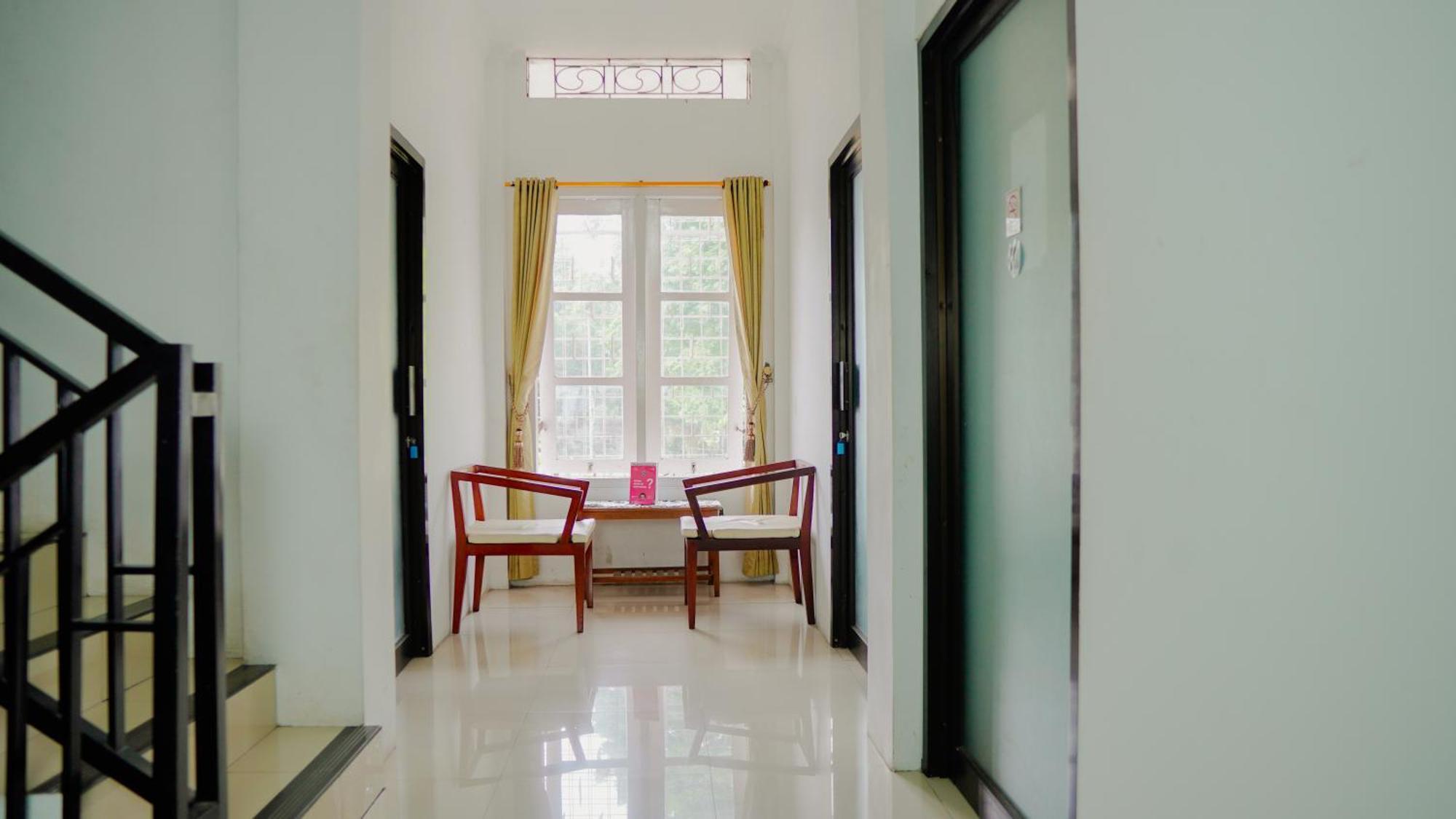 Dormitory Tourism Sritanjung Banyuwangi By Gajahsora Management المظهر الخارجي الصورة